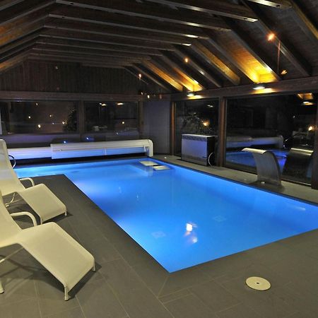 Apartamentos Pessets Adelaida Сорт Экстерьер фото