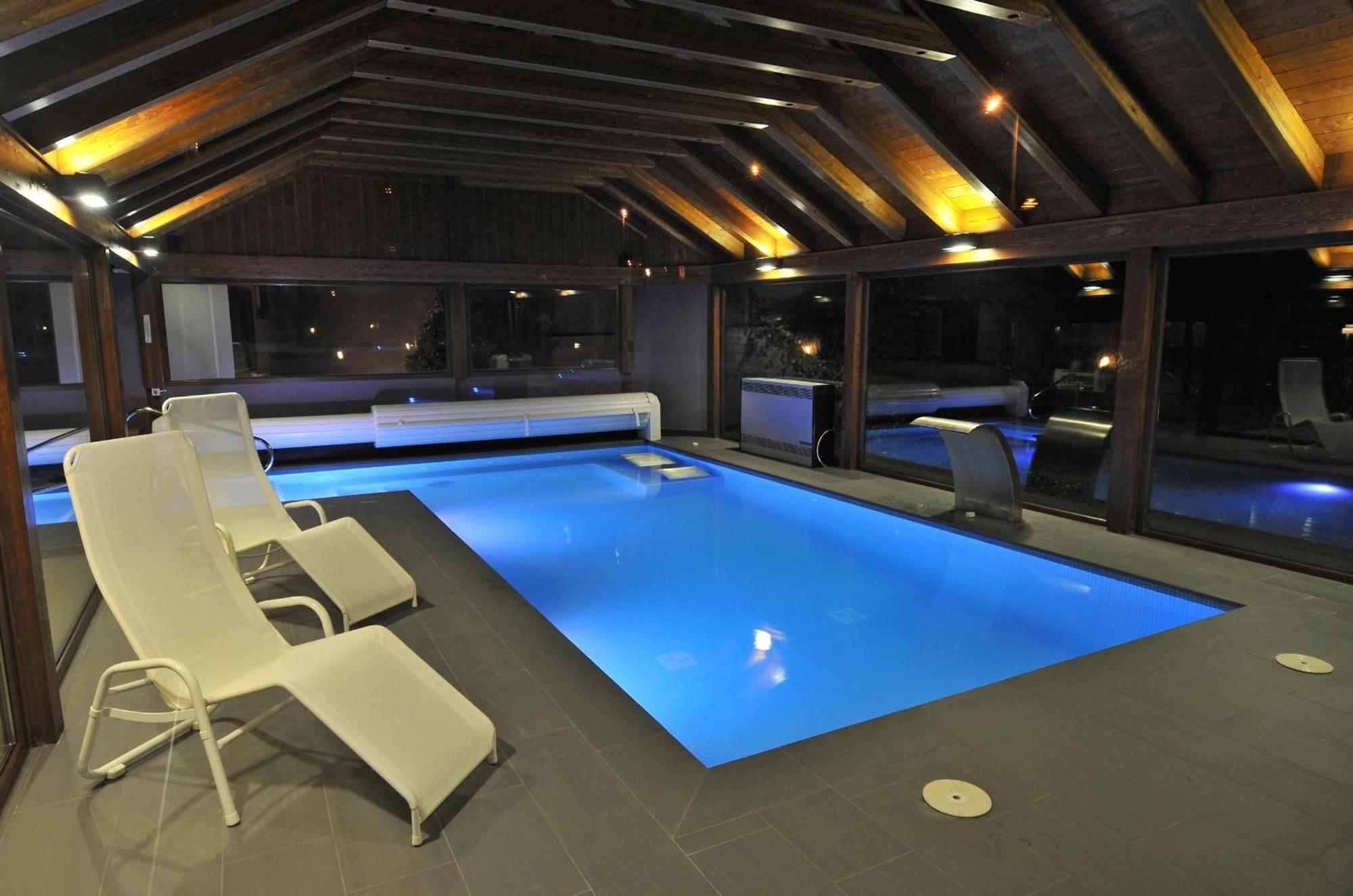 Apartamentos Pessets Adelaida Сорт Экстерьер фото